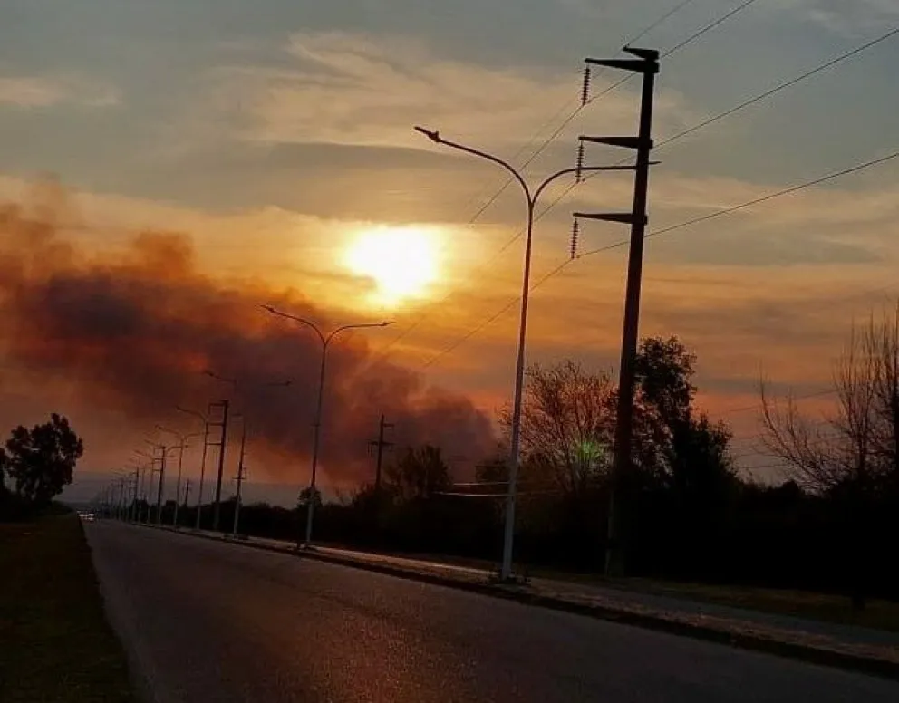Villa de Merlo: Incendio fuera de control en el ex basurero municipal
