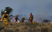 Fuego sin control en Traslasierra: Más de 300 bomberos trabajan para combatir los incendios 