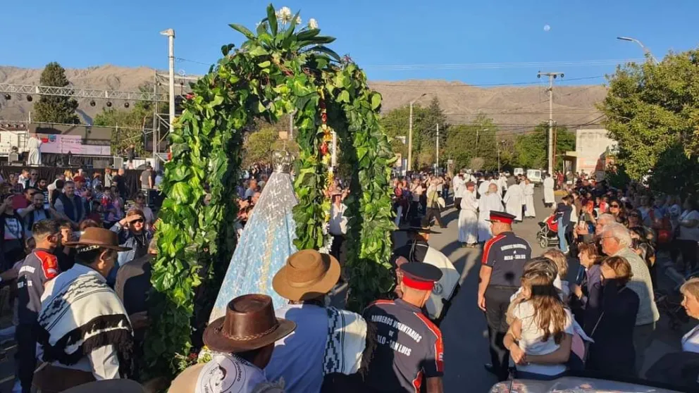 El miércoles 7 de octubre, día de Nuestra Señora del Rosario, llegará el momento culminante de la celebración.