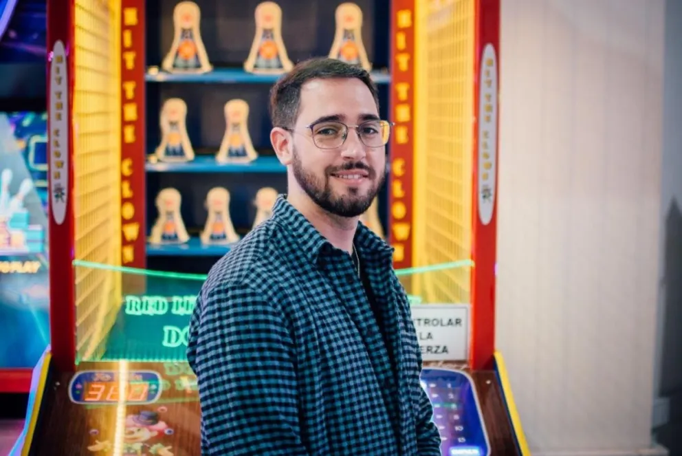 Joaquín Vázquez presenta en librería Hexámetro "Crónicas de infancia"