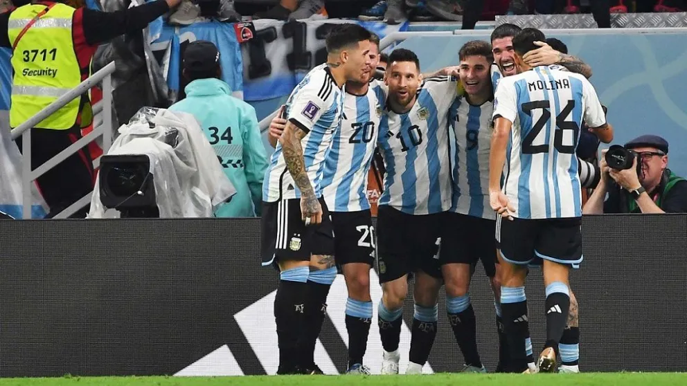 La Selección Argentina le ganó a Australia y está en cuartos del Mundial 