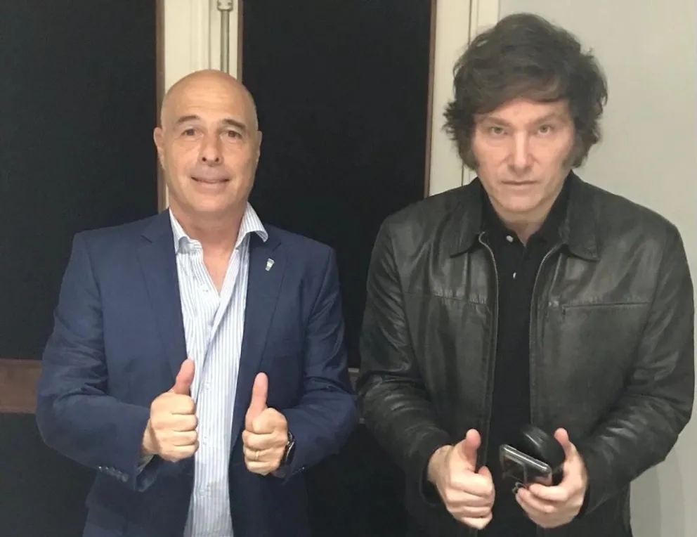 Bartolo Abdala dejó la jefatura del bloque de LLA del senado y duró solo un día en su cargo