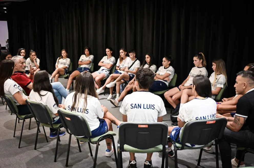 Las campeonas del San Luis FC fueron recibidas por el Gobernador