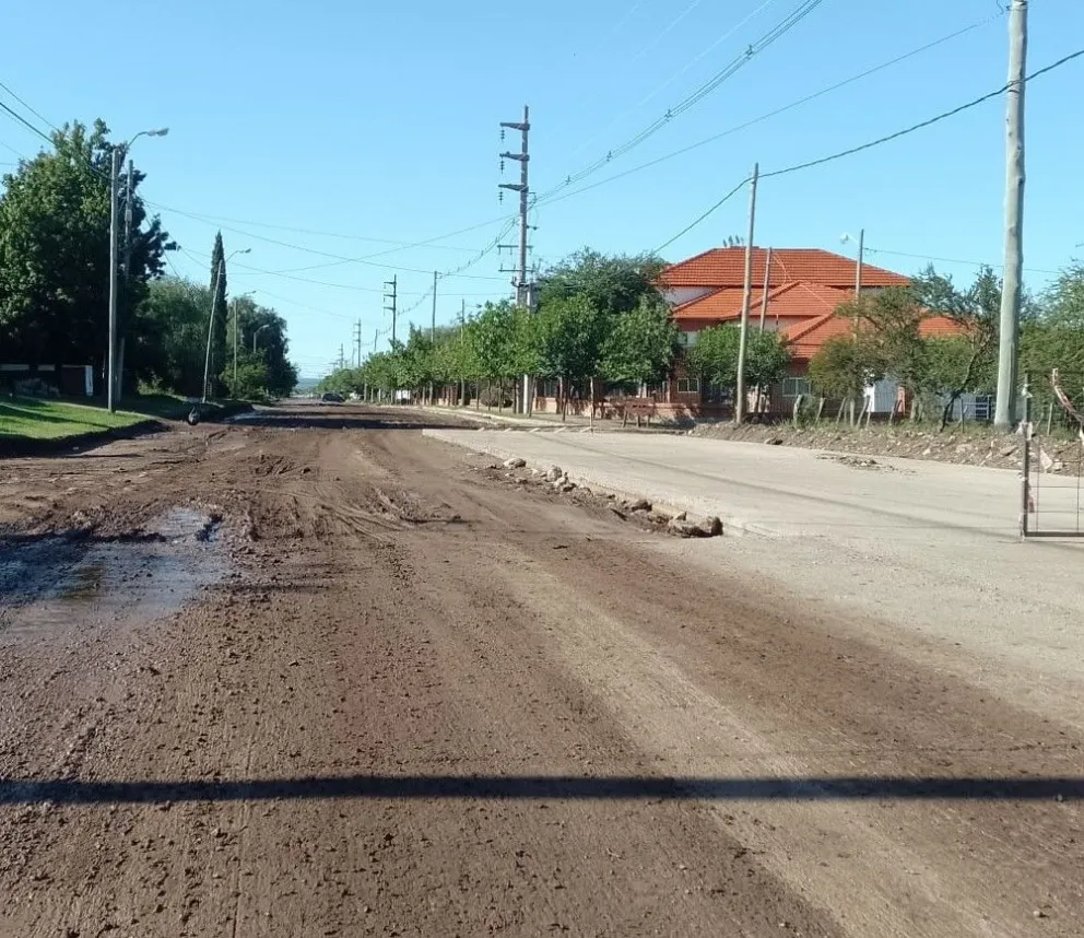 “Es responsabilidad del municipio lo que pasa con la pavimentación de la Eva Duarte”