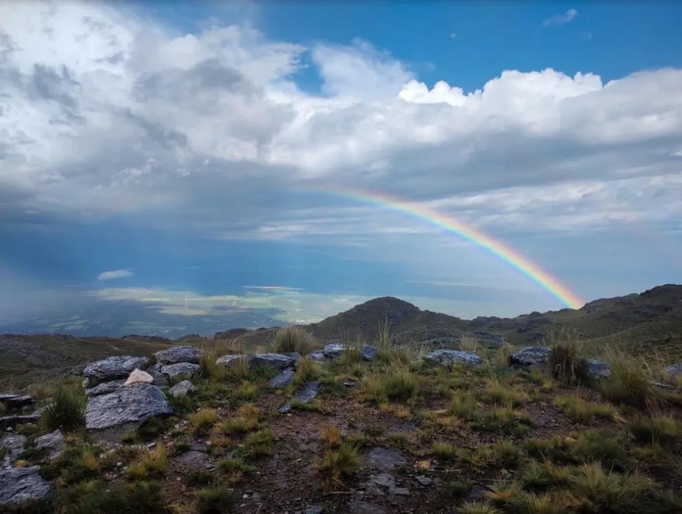 A pesar de que los cielos tenderán a despejarse, algunas nubes rebeldes se quedaría el fin de semana.