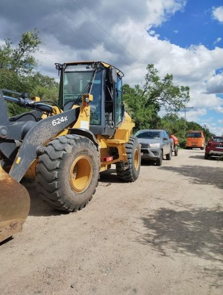 Carpintería avanza en la reparación de las calles tras el fuerte temporal Carpintería avanza en la reparación de las calles tras el fuerte temporal