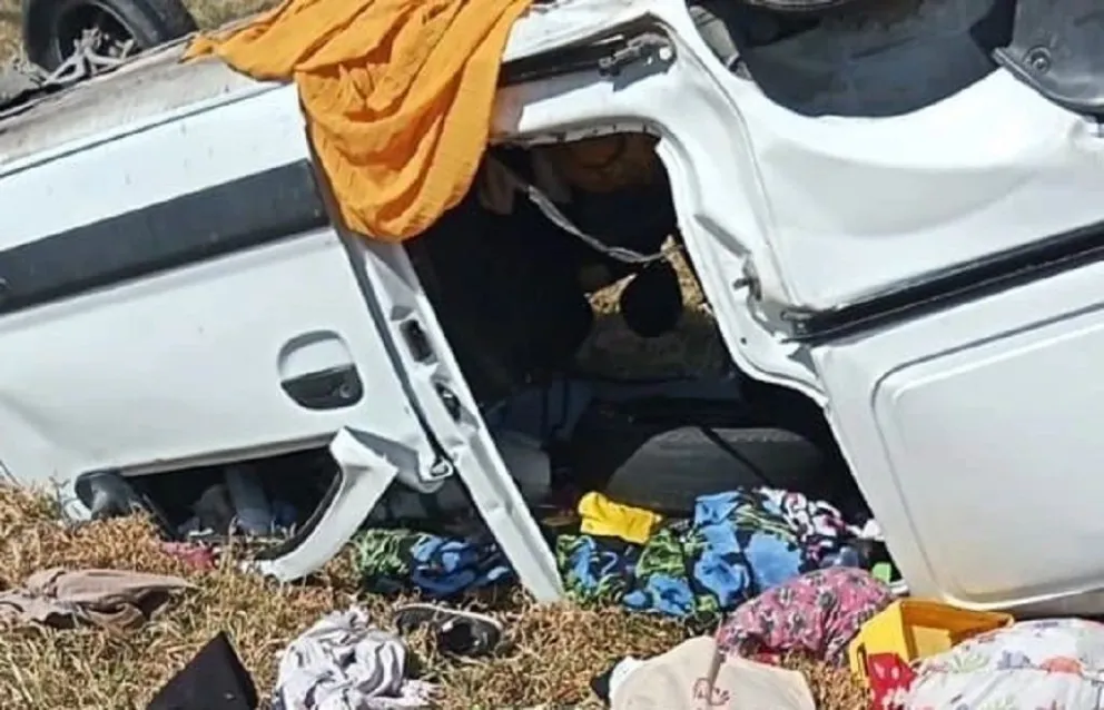 Un hombre murió tras un vuelco en la autopista N° 55