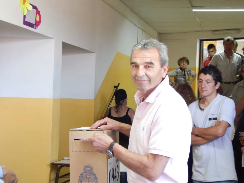 Hugo Martínez, también candidato a intendente por el peronismo