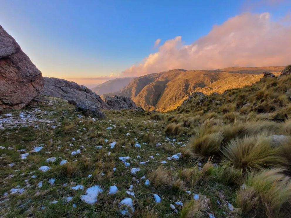 La jornada de este jueves 26 de junio arrancó con un amanecer gélido en casi toda la provincia. 