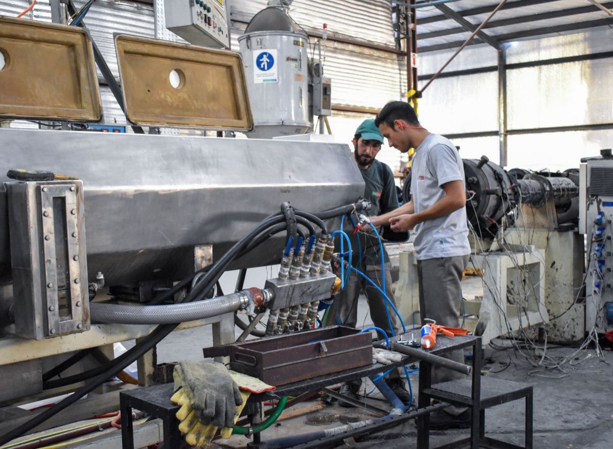 ITALvinil promueve la inclusión social al sumar 15 nuevos integrantes a su equipo de producción