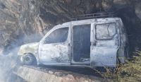 Grave accidente en las Altas Cumbres: El auto se prendió fuego 