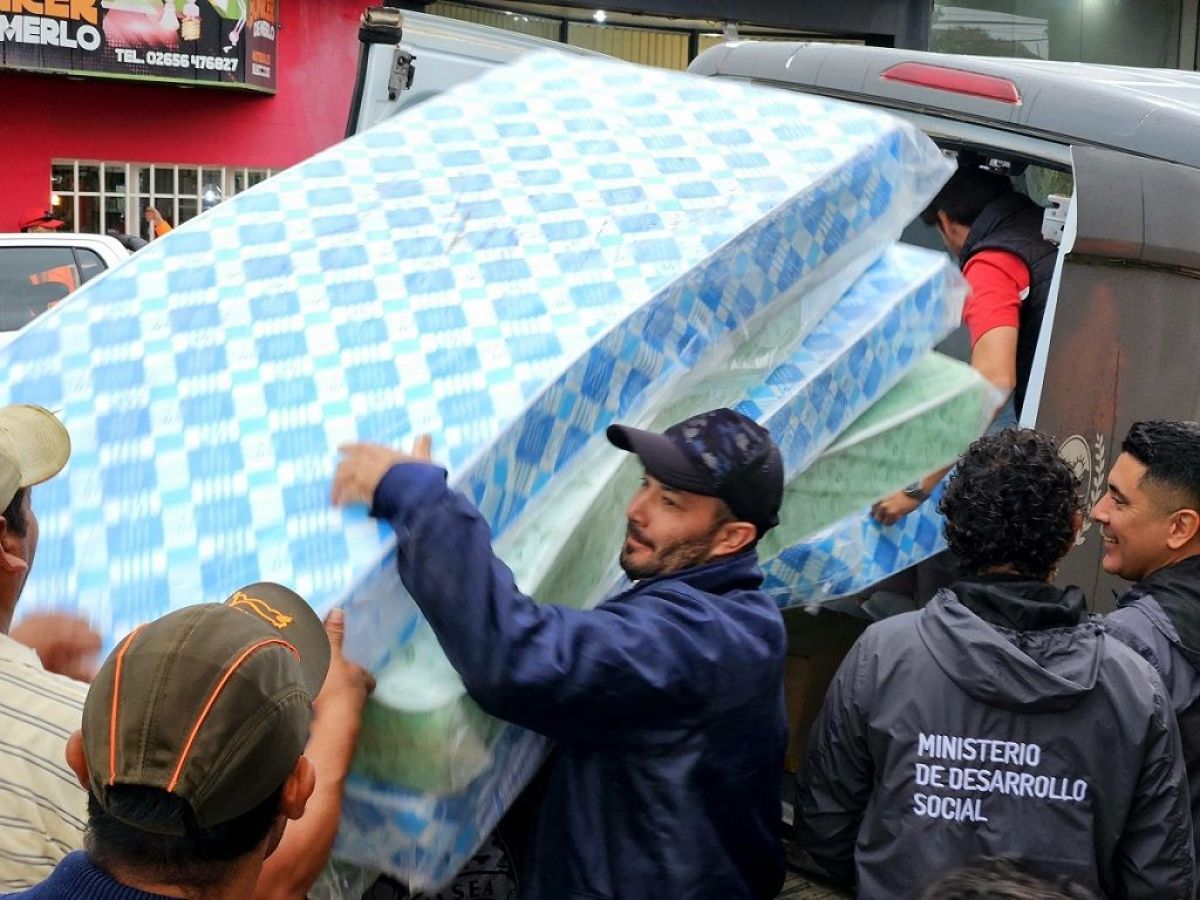 Continúa la asistencia provincial a vecinos y vecinas de Villa de Merlo