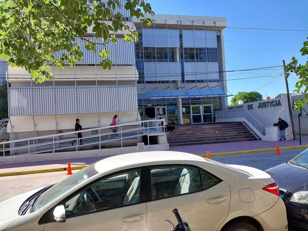 Tres condenados a 11 años de prisión por abuso sexual grupal