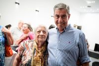 Gato Fernández se comprometió a construir residencias para adultos mayores