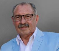 César Arias ahora es candidato a intendente de Villa de Merlo por el poggismo
