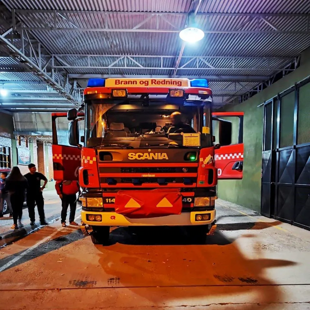 Llegó a la ciudad la nueva autobomba de Bomberos